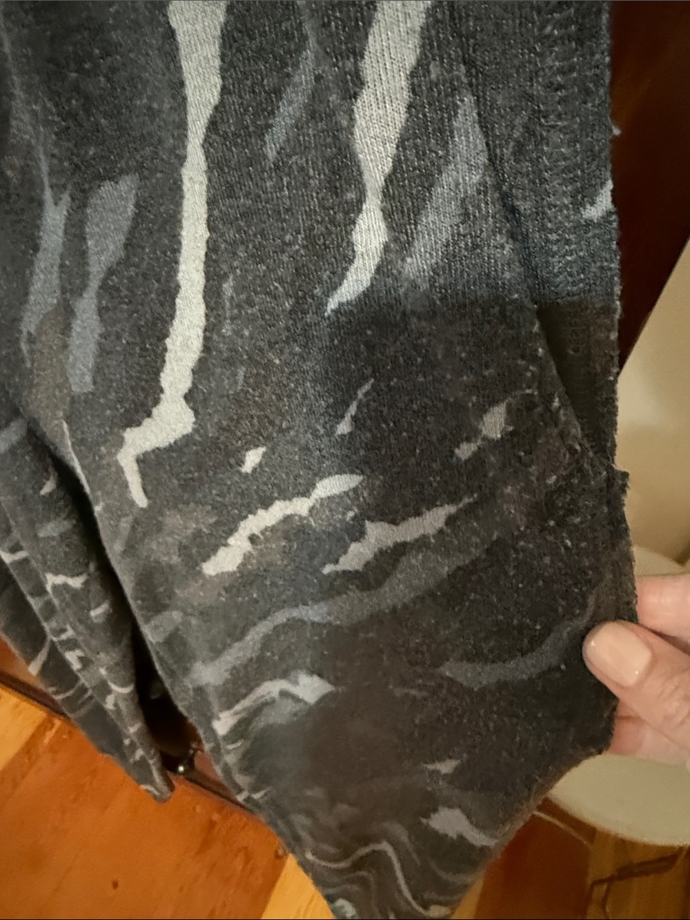 Michael Stars Women’s Gray Patterned Drawstring Lounge Pants - Picture 3 of 5